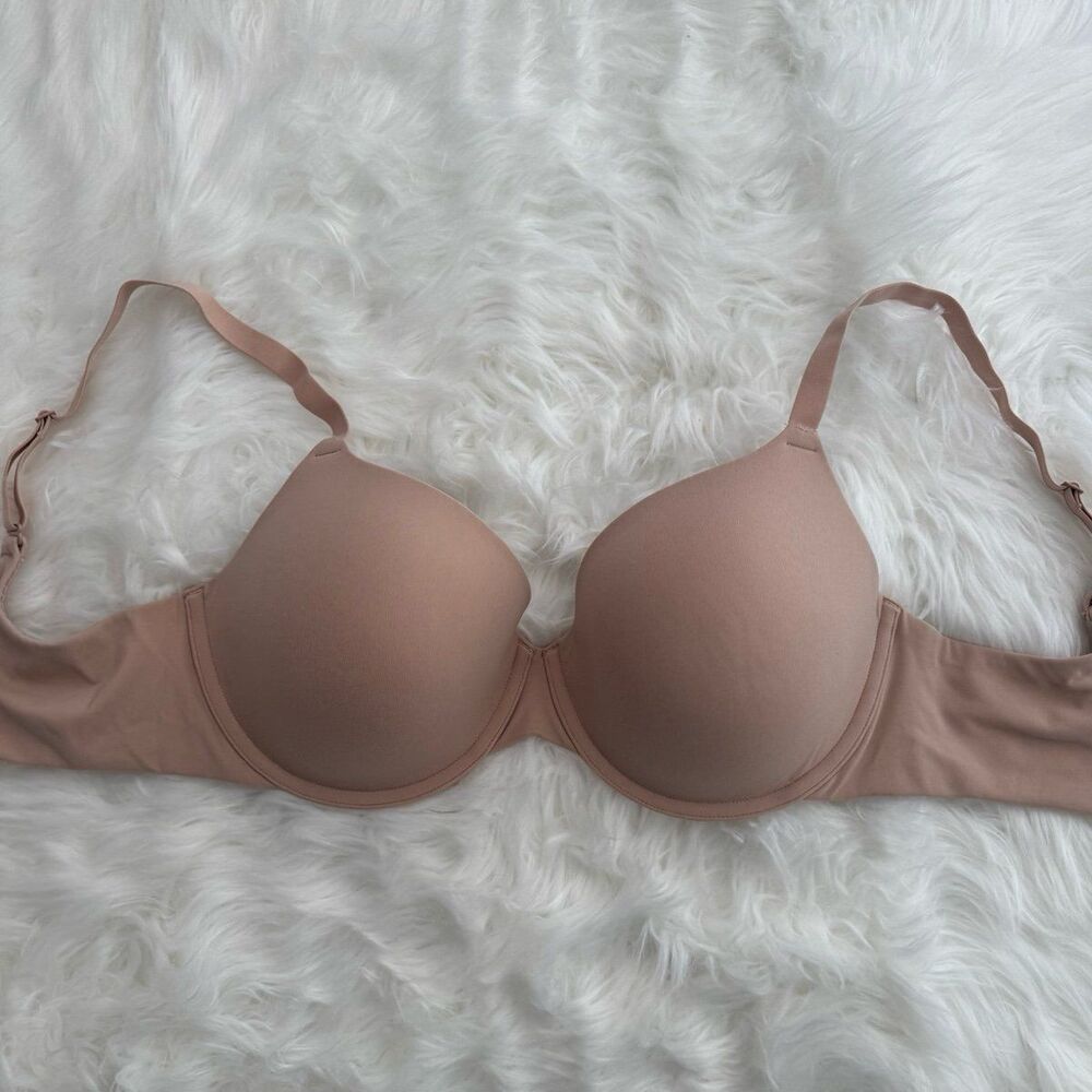 Skims Fits Everybody T-Shirt Bra Mica Size 34DD